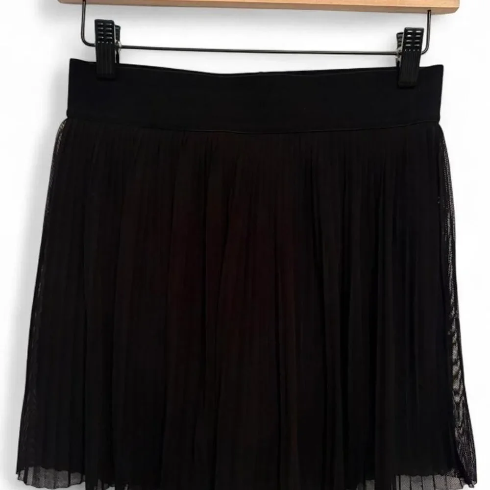 Kyodan Black Pleated Skirt with Built-In Shorts - Size S